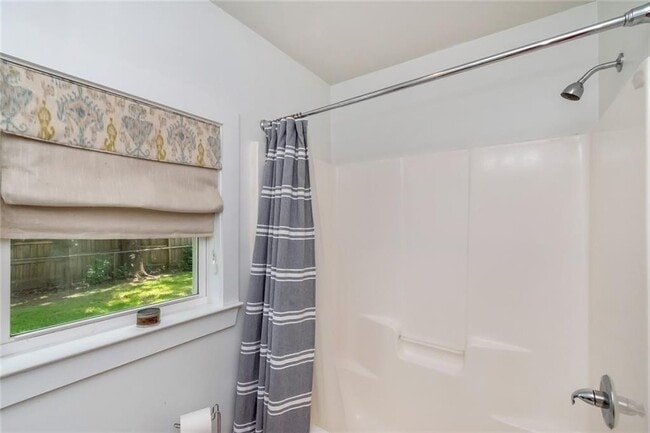 Building Photo - 958 Pinemont Dr