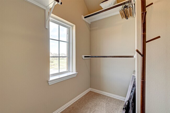 Building Photo - 907 River Delta Ln