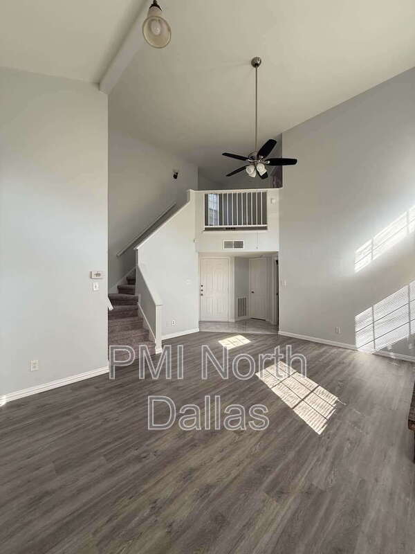 Building Photo - 2872 Harbinger Ln