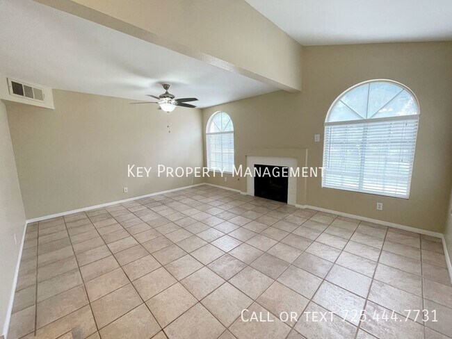Building Photo - 3 BEDROOM 3 BATH TOWNHOME IN HENDERSON NEA...