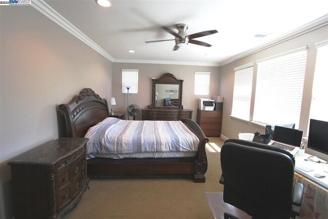 Building Photo - 5199 Salerno Dr
