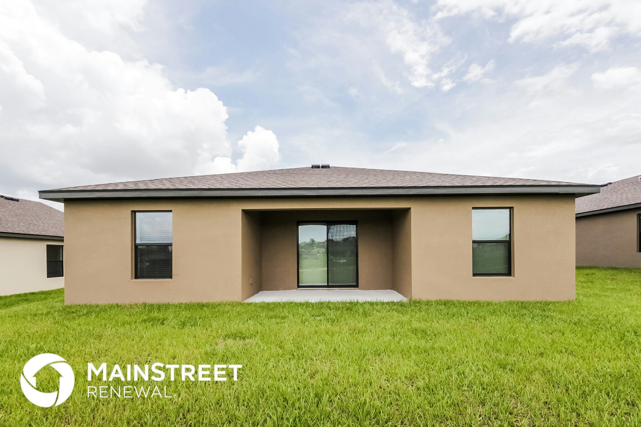 Building Photo - 1467 Swan Lake Cir