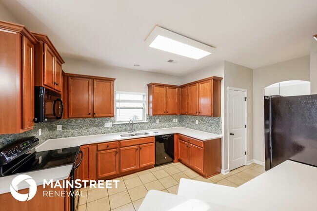 Building Photo - 200 Addison Dr