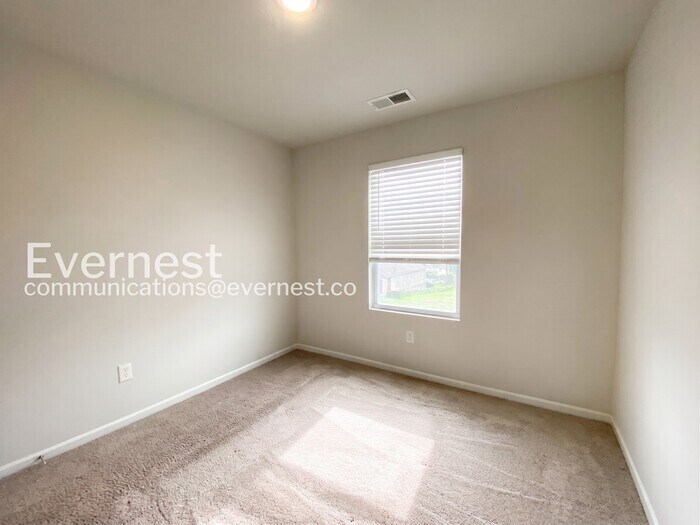 Building Photo - 4107 Olive St
