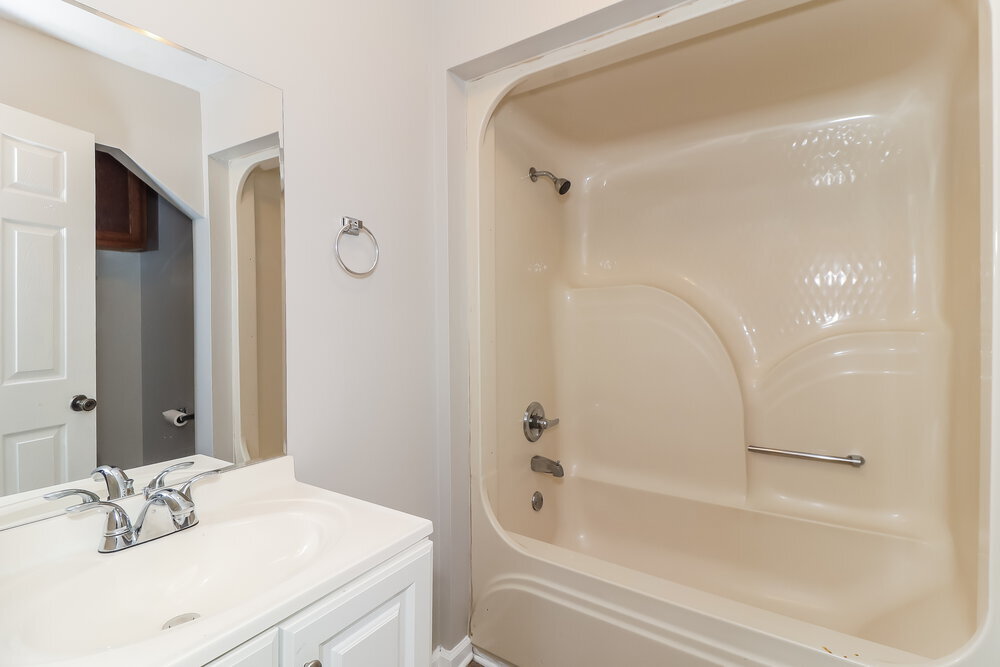 Building Photo - 454 New St