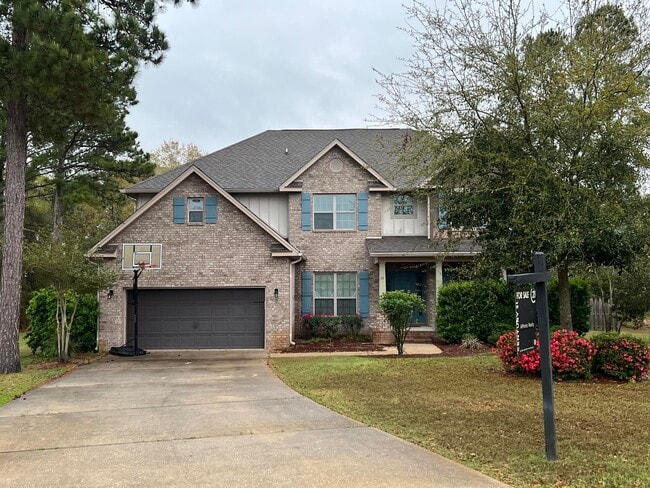 Building Photo - 68 Hemingway Ln