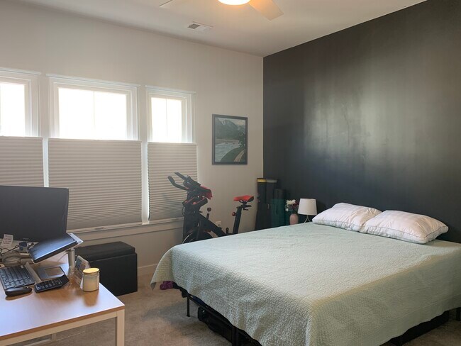 1st Primary Suite - 3606 Journal St