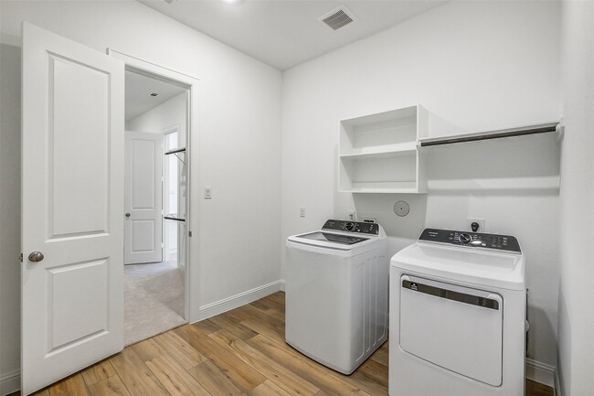 Building Photo - 4639 Sleepy Retreat Trl