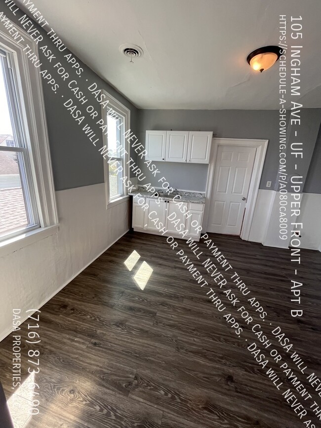 Building Photo - 105 Ingham Ave
