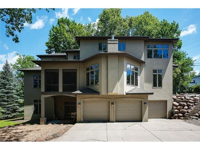 Building Photo - 21892 Byron Cir