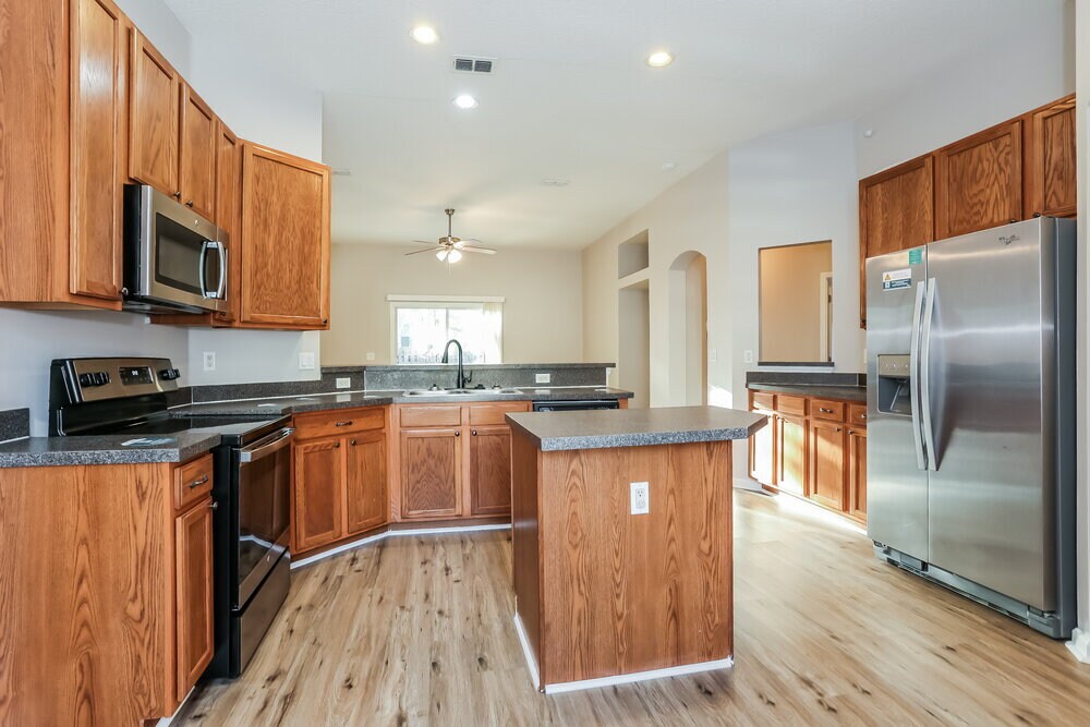 Building Photo - 756 Hazelmoor Ln