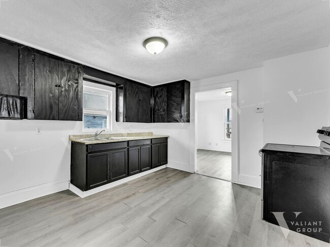Building Photo - Cozy One-Bedroom, One-Bath Home For Rent i...