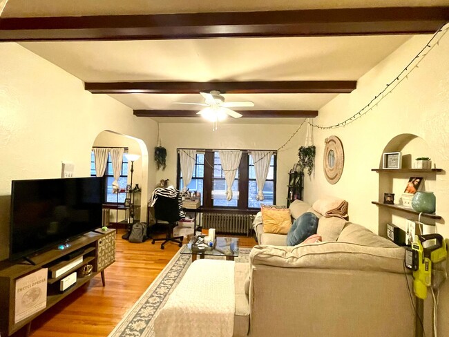 Interior Photo - 4480 N Oakland Ave