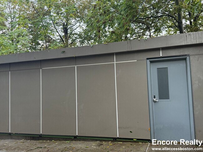 Building Photo - 199 Gardner St