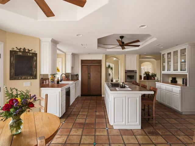 Building Photo - 20784 Fortuna Del Norte