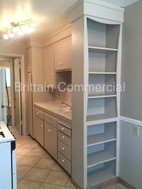 Primary Photo - 2745 Muir Way