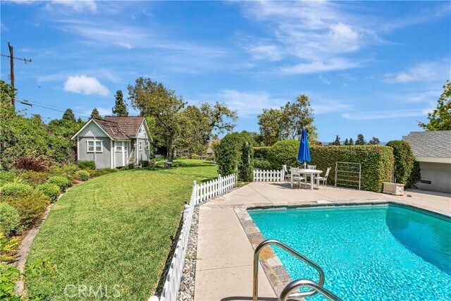 Building Photo - 3031 Anacapa Pl