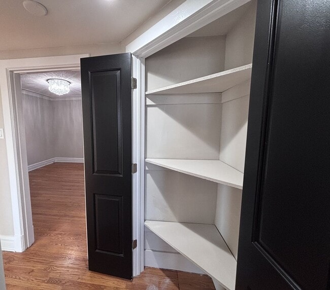 Building Photo - 7556 Byron Pl