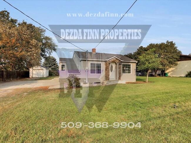 Building Photo - 2 Bed, 1 Bath in NE Spokane Valley Availab...