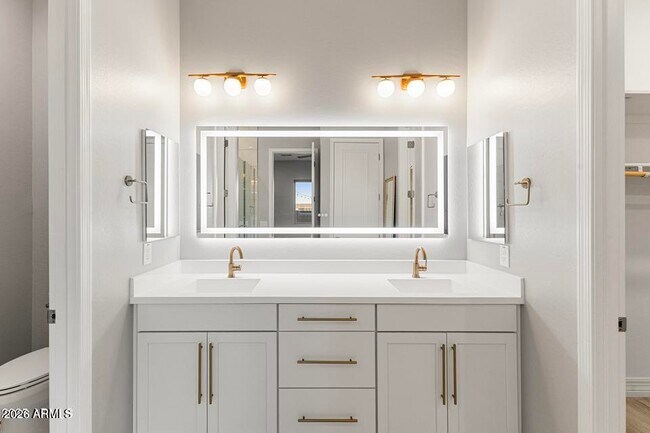 Building Photo - 11086 W Hadley St