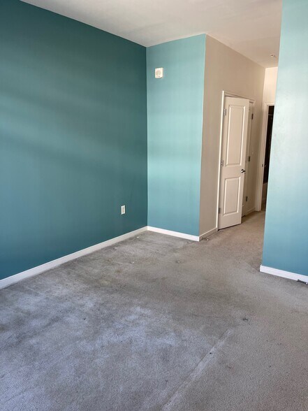 Bedroom - 6506 America Blvd