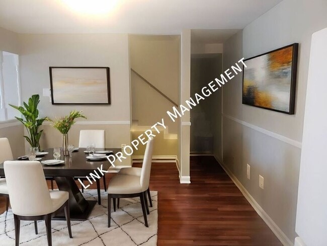 Building Photo - 7183 Holland Ln