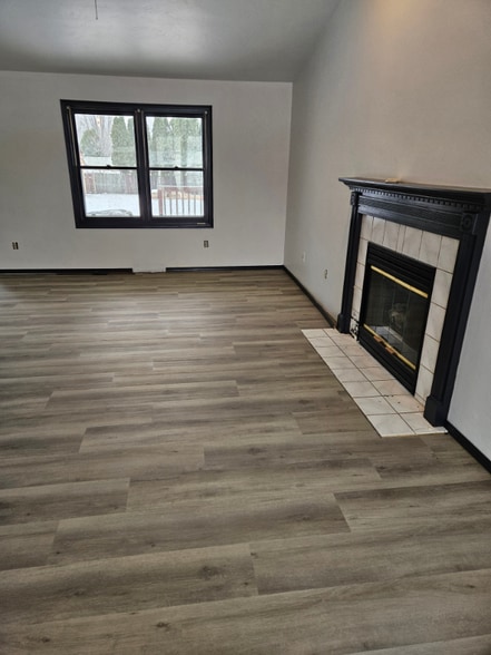 Building Photo - 2646 Finger Rd