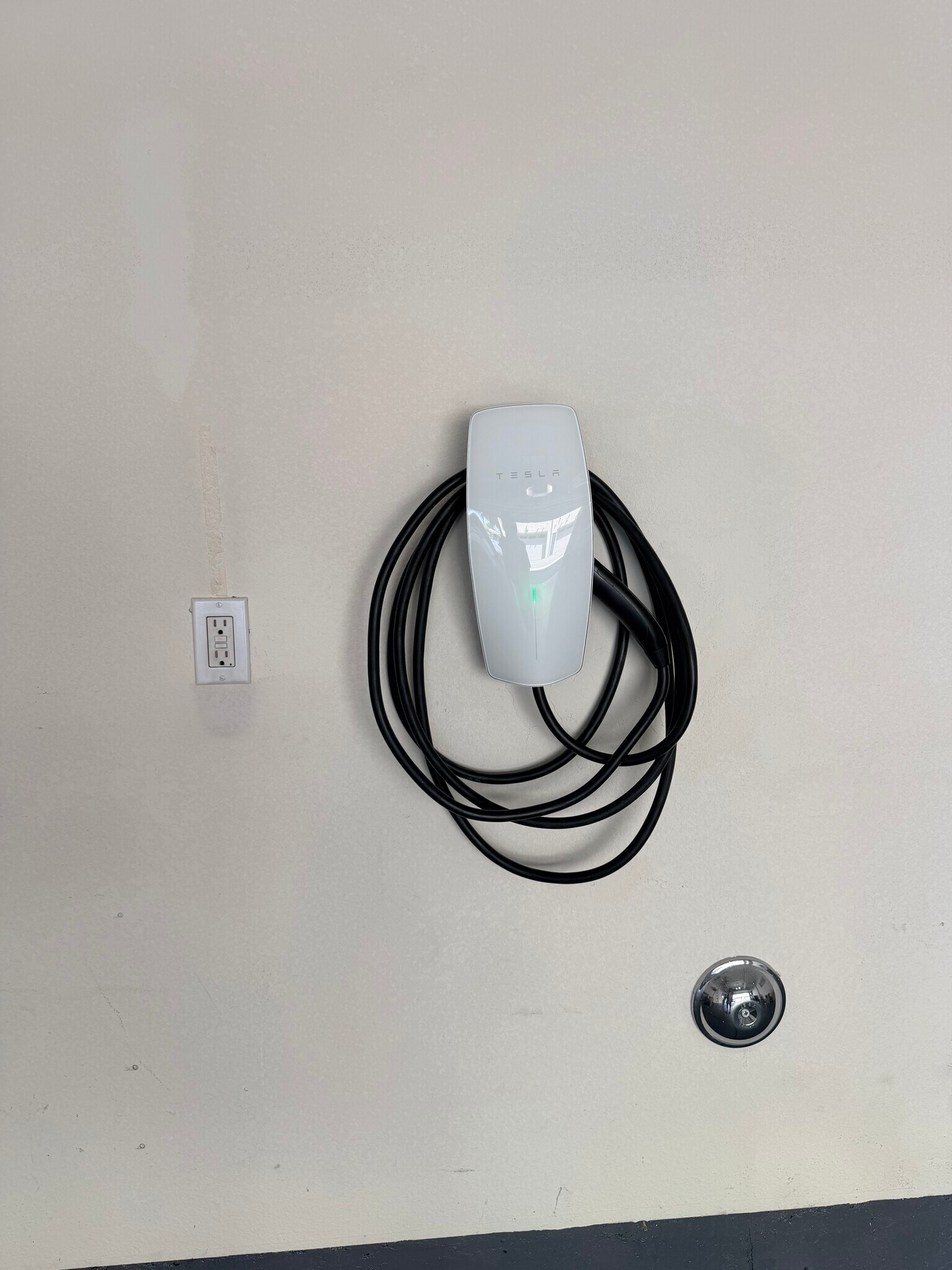 EV Charging in garage - 17611 Garden House Ln
