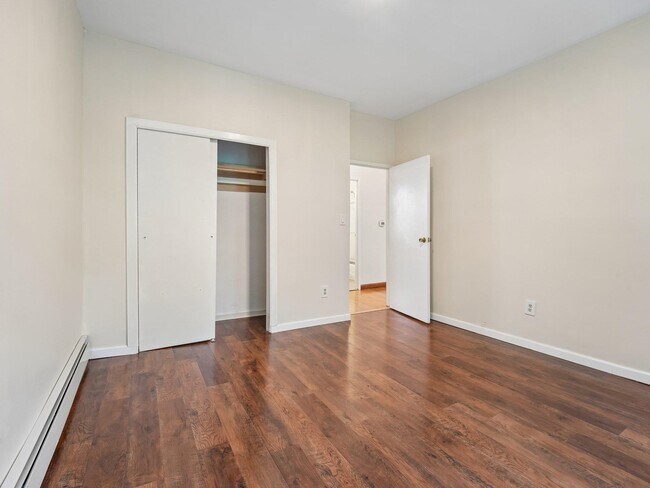 Building Photo - 121 Garrison Ave