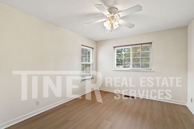 Building Photo - 3921 Rawhide Rd