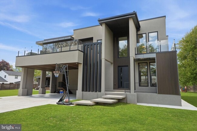 Building Photo - 56 Black Rock Rd