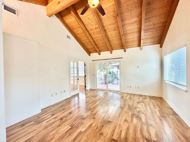 Building Photo - Beautiful Home, in Quiet Country Setting, Large, Private, Fenced Yard Space, with Landscaper Incl...