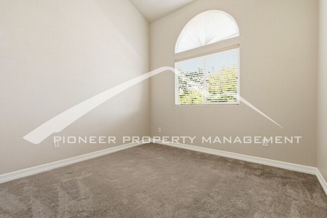 Building Photo - Awesome Townhome in Arvada