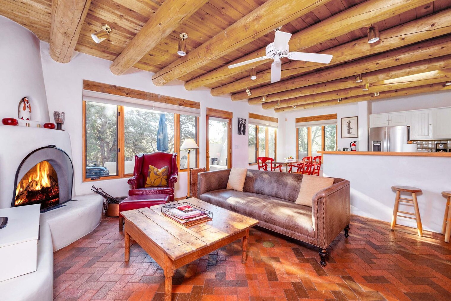 Building Photo - 1015 Foothills Trail