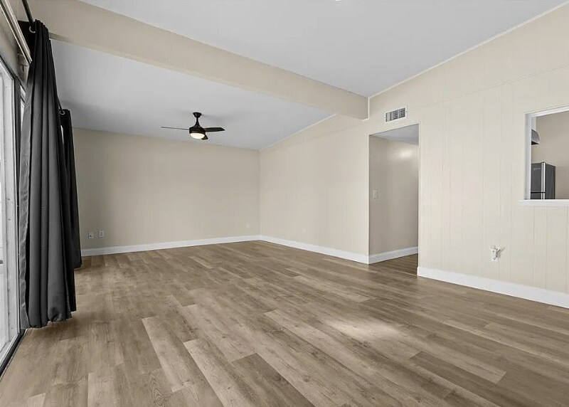 Building Photo - 5720 Gallatin Ln