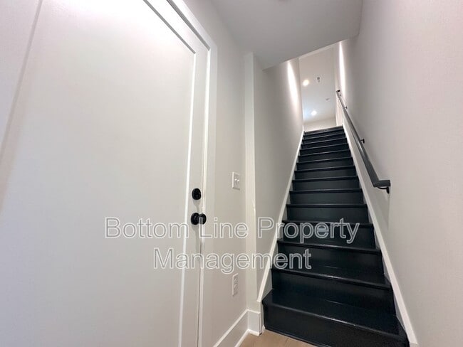 Building Photo - 1354 Briar Creek Rd