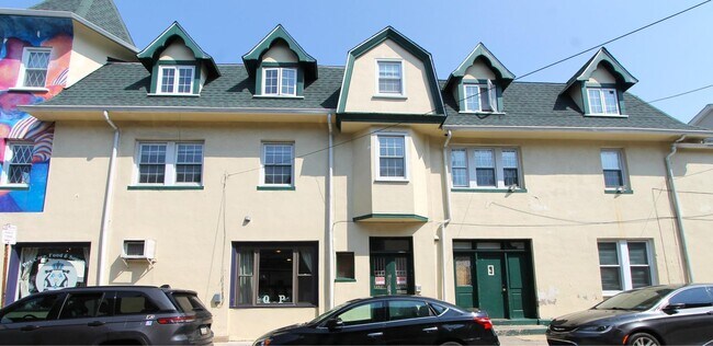 Building Photo - 7174 Germantown Ave