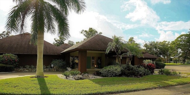 Building Photo - 6028 Oak Creek Ln