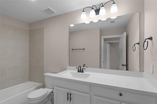Building Photo - 23827 Via Leoni Dr