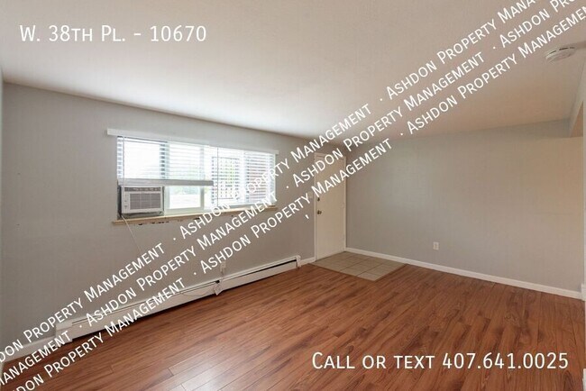 Building Photo - W. W 38th Pl
