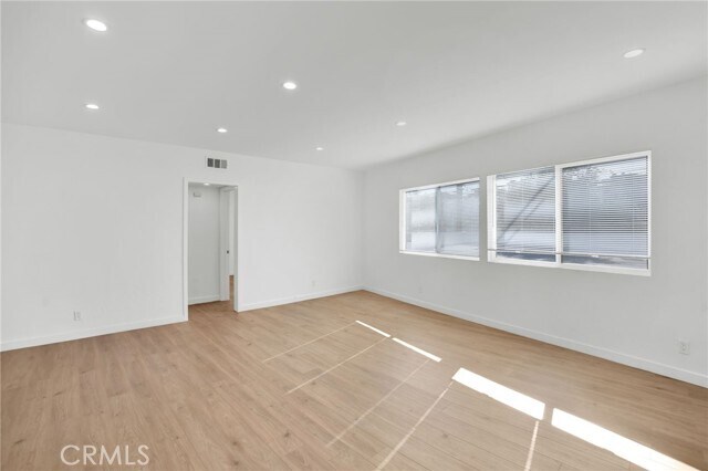 Building Photo - 13018 Valleyheart Dr