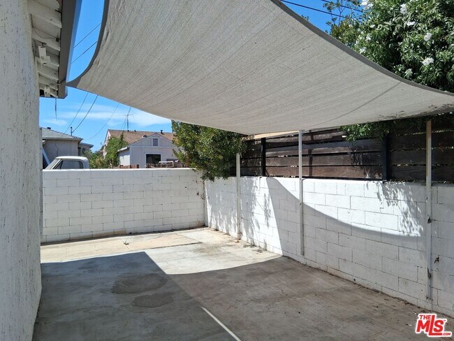 Building Photo - 9157 Haas Ave