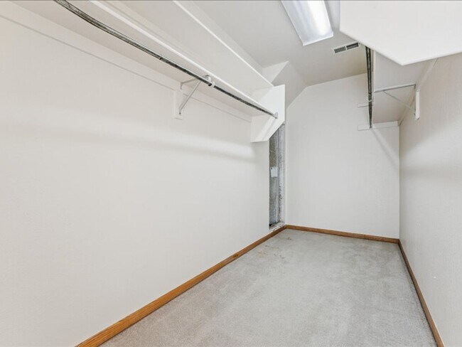 Building Photo - Great Home in Fort Collins