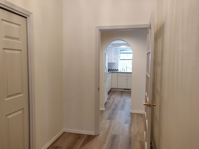 Building Photo - Spacious and charming, this two-story 4 be...
