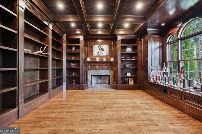 Building Photo - 11140 W Rd