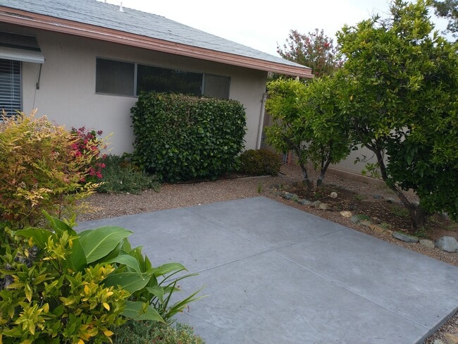 Building Photo - 1907 Clover Way