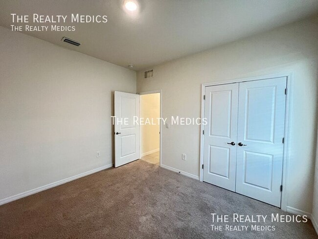 Building Photo - 5108 Stokes Way