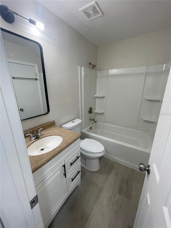 Building Photo - 6104 Curry Ford Rd