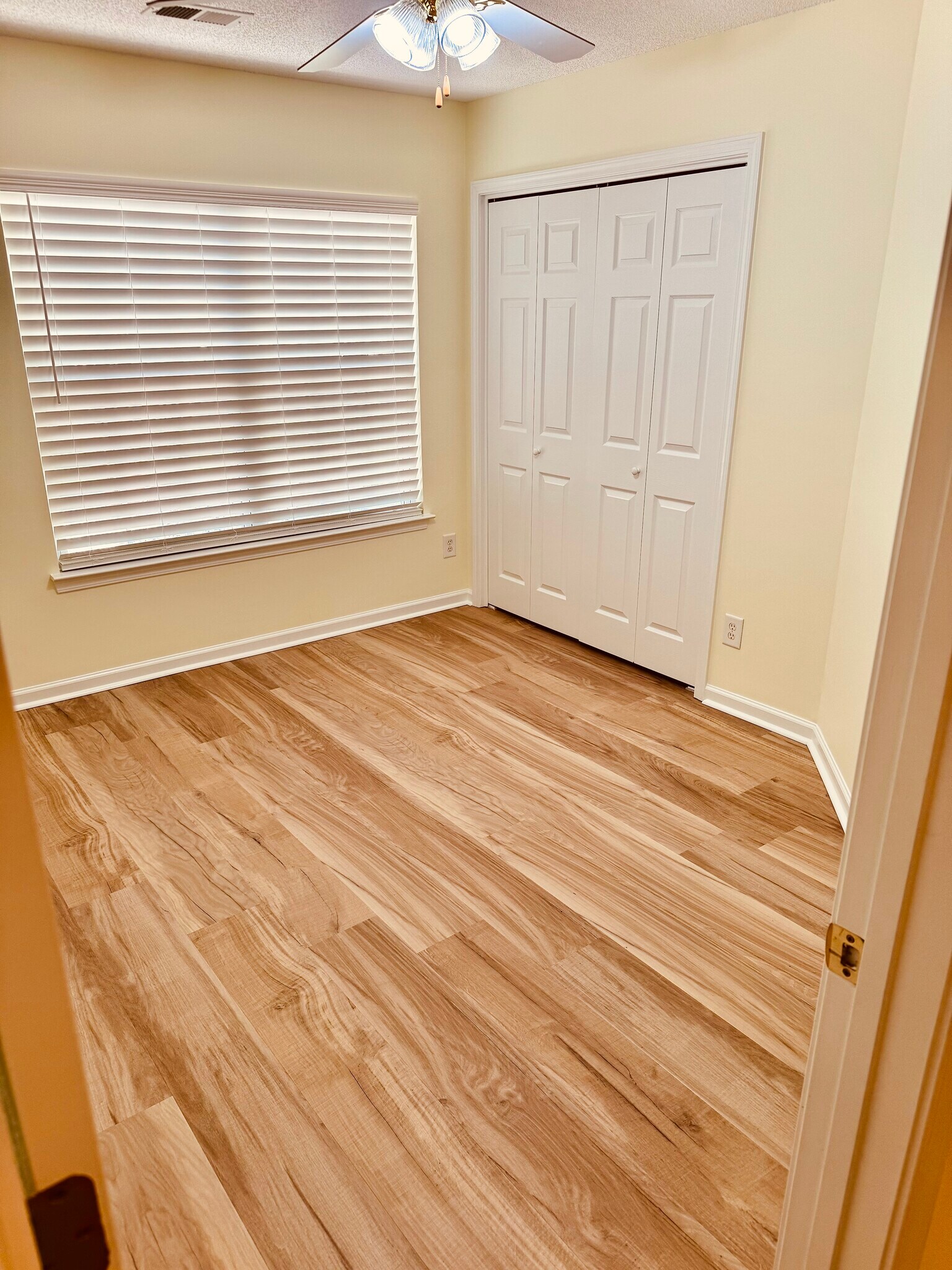 Building Photo - 188 Tibton Cir