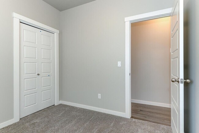 Building Photo - 2207 Ison Ct